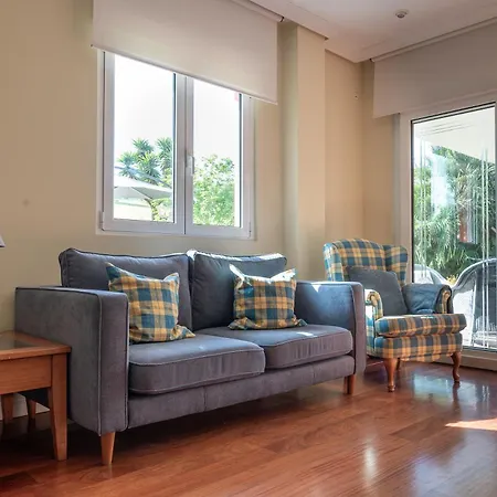 Holiday home Entre Santander Y Cabarceno Con Piscina Revilla De Camargo